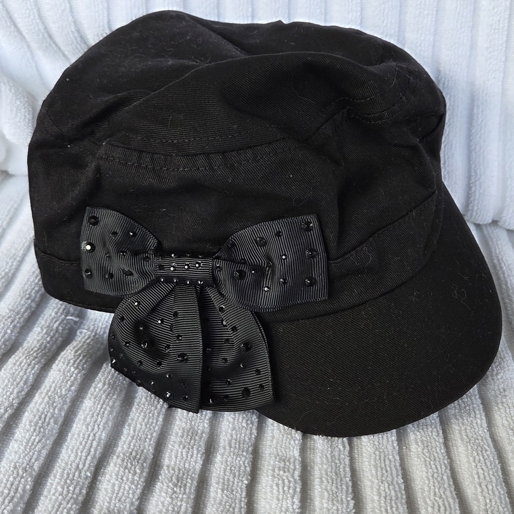 Kelly & Katie Black Cotton Cadet Hat with Bow Accent